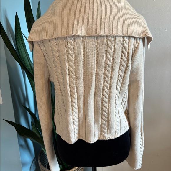 Marled Beige Cable Knit Cardigan with Gold Buttons - Picture 7 of 13